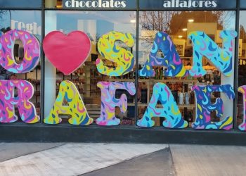 Vuelven los pedidos de cartelería con letras corpóreas de San Rafael para el turismo