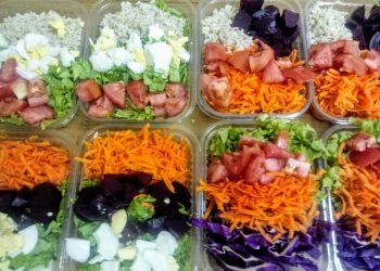 Proyecto escolar en Monte Comán: estudiantes lideran cooperativa de “ensaladas frescas”