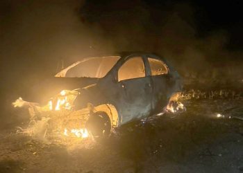 Choque, vuelco e incendio en la ruta 143: por milagro no hubo heridos
