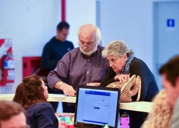 Veto al aumento a los abuelos: «Buscan que haya un congelamiento eterno de los haberes jubilatorios»