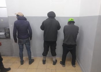 Le robaron a un joven pero fueron detenidos