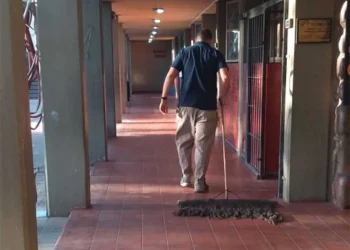 Echaron a un celador por faltar 75 días de forma injustificada