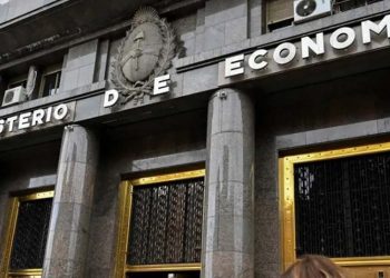 La deuda del Estado nacional llegó al récord de US$ 455.935 millones en agosto