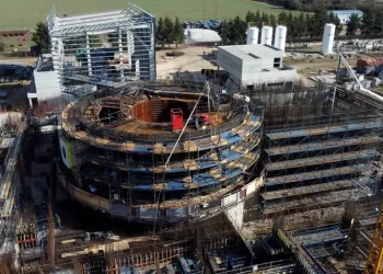 Se paralizaron las obras del reactor Carem y llegaron los telegramas: crónica de 230 despidos anunciados