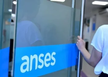 ANSES fijó nuevas escalas para asignaciones familiares: cuánto se cobrará en octubre y cuáles son los nuevos topes