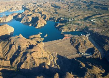 El Jefe de Gabinete anunció que se prorrogarán los contratos de las presas del Río Diamante