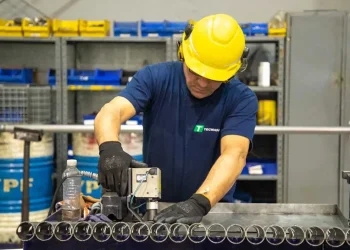 Según el Gobierno, desde el inicio del mandato de Javier Milei se perdieron 136.000 empleos asalariados privados