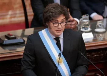 Javier Milei vetó la ley de financiamiento universitario, tras la multitudinaria movilización en defensa de la educación pública