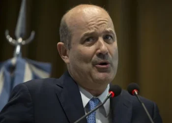 El Gobierno prohibió los cargos hereditarios en en la administración pública