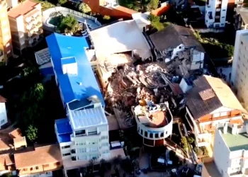 Derrumbe en el hotel de Villa Gesell: encontraron muerto a un jubilado y rescataron a su mujer en estado crítico