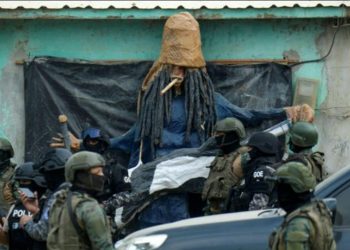 Muñeco de Bob Marley venerado por bandas narco en Ecuador: «misas» para criminales