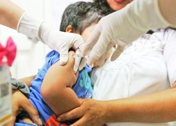 Salud intensifica la vacunación contra la poliomielitis en la provincia