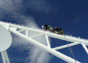 Integrantes de la brigada USAR de San Rafael dieron una importante capacitación en la estación de la Agencia Espacial Europea en Malargüe