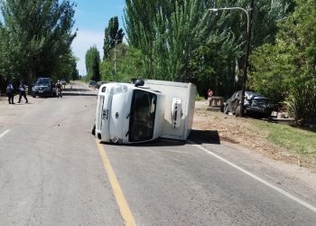 Salto de las Rosas: choque y vuelco dejó tres heridos