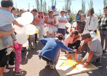 Pintaron la estrella amarilla en memoria de Vanesa Cortéz, víctima de un accidente en el canal Marginal