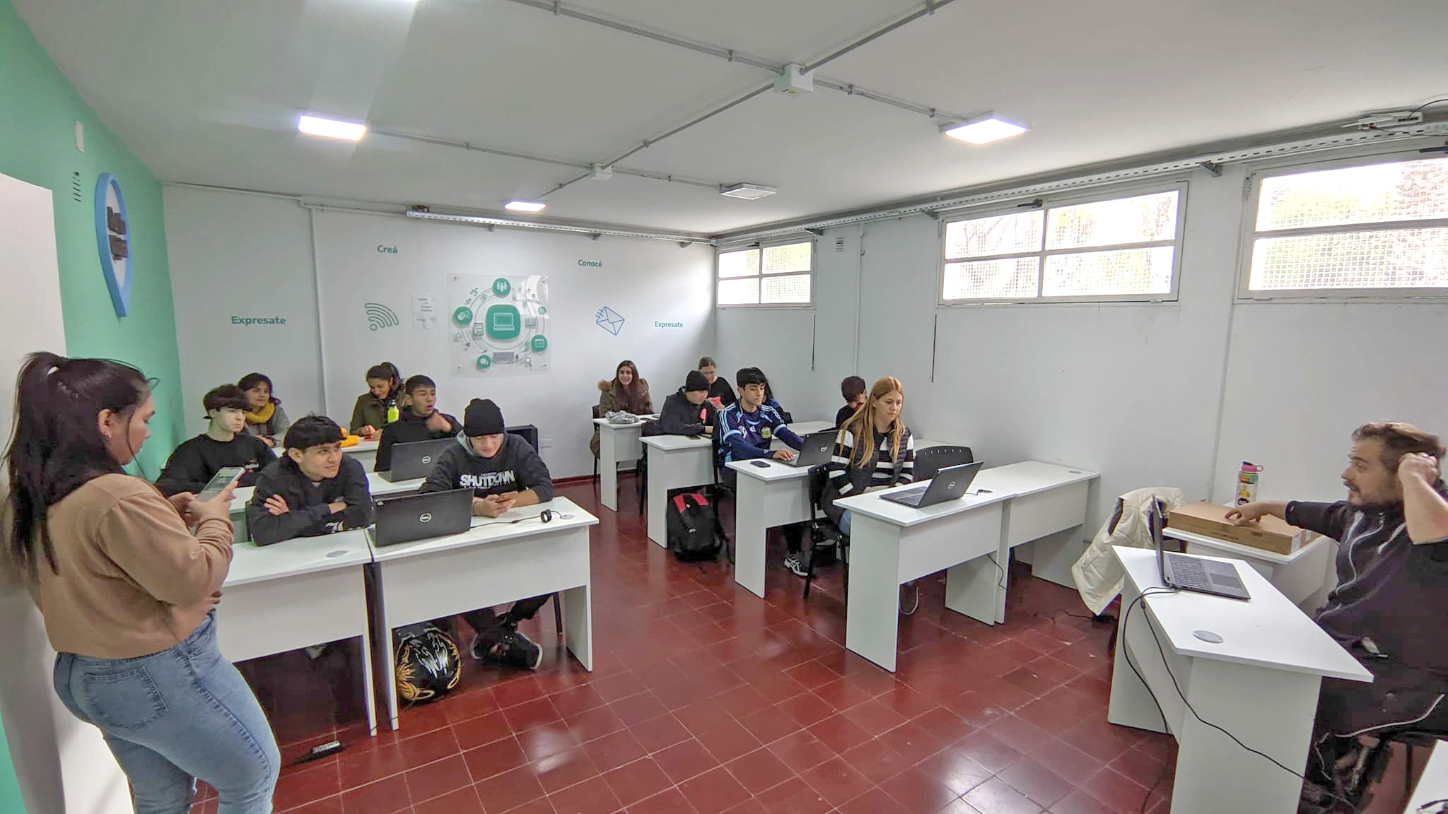 Gratuitos: brindan diferentes cursos en Punto Digital para capacitarse ...