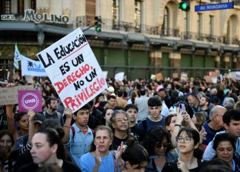Marcha Federal Universitaria: arrancó la masiva movilización al Congreso (transmisión en vivo)