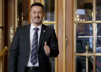 Petri: «El Gobierno quiere y reivindica a las Fuerzas Armadas»