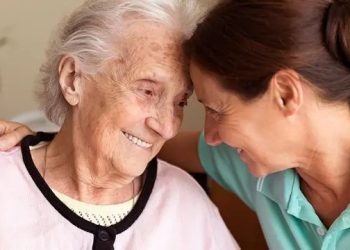 “Hablemos sobre envejecimiento”: charla abierta para la comunidad