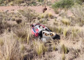 Trágico accidente en alta montaña: murió un motociclista al chocar contra un guardarraíl