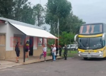 Detuvieron a un chofer de un micro de larga distancia por abuso