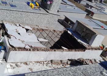 Ni los cementerios se salvaron del granizo: la piedra produjo destrozos en la necrópolis de Monte Comán