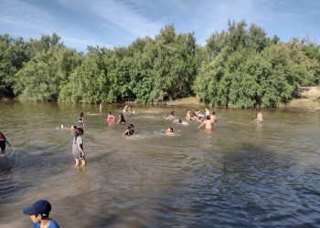 Río Atuel: En La Pampa también disfrutan y se recrean en el cauce