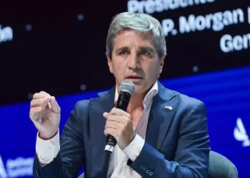 Menos plata para ANSES y la obra pública: las partidas que se recortarán por la eliminación del impuesto País