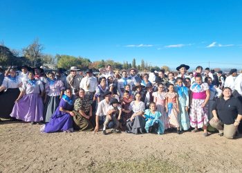 El grupo de danzas “Raíces de tradición” participó exitosamente de una competencia en La Pampa