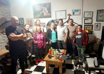 La cooperativa Madres Cocinando continúa con el campeonato de boxeo interbarrial