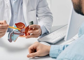 Mes Azul: desarrollarán hoy una charla informativa contra el cáncer de próstata