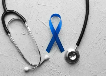 Noviembre azul: por qué los hombres se resisten a los controles de próstata