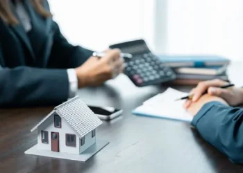 ¿Comprar una vivienda con crédito o alquilar?: cuál es hoy la mejor alternativa, según un informe privado