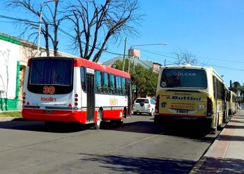 ¿Cuánto cuesta viajar a los distritos tras el aumento del boleto de colectivo?