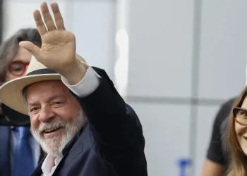 Lula recibe el alta hospitalaria tras ser sometido a una cirugía por una hemorragia intracraneal