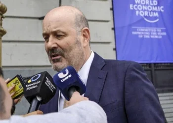 Sturzenegger confirmó que cerca de 36.000 empleados públicos perdieron su trabajo desde que asumió Milei