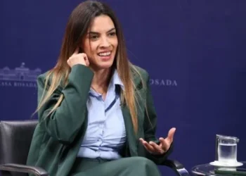 Scioli le pidió la renuncia a la subsecretaria de turismo por haber iniciado vacaciones en Europa