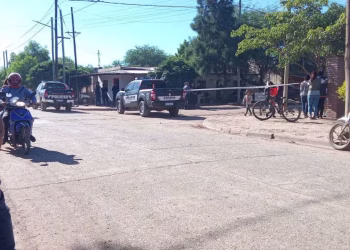 El caso que estremece al país:  un policía baleó a toda su familia, mató a su beba de un año y a su exsuegra