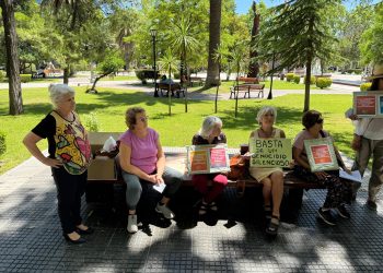 Jubilados sanrafaelinos se sumaron al reclamo nacional por los recortes en los medicamentos