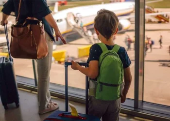 Autorización para viajar con menores al exterior: así se deberá realizar el trámite
