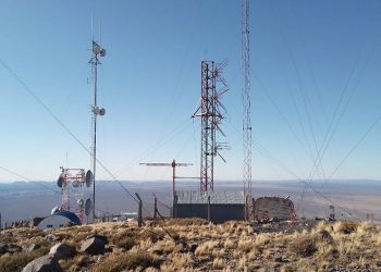 Cerro El Nevado: arreglaron y pusieron nuevamente operativa una antena fundamental para combatir los incendios