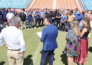 Deportistas federados en edad escolar no tendrán que cursar Educación Física