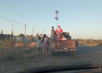 Capitán Montoya: “Malvineros por Malvinas” realizaron una caravana con Papá Noel y los chicos recibieron sus presentes