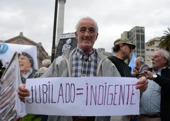 Uno de cada tres jubilados es pobre en la Argentina, según un estudio privado