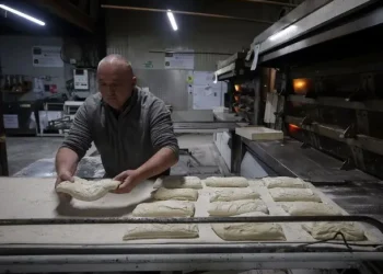 Una panadería redujo la jornada laboral a cuatro días, con mismo sueldo y 10 semanas de vacaciones
