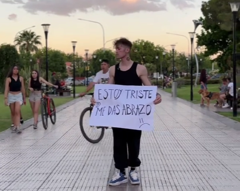 Parviz, el influencer ruso que movilizó Parviz, el influencer ruso que movilizó