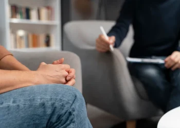 Salud mental: vieron que existía un vacío y buscan contener a los que enfrentan adicciones