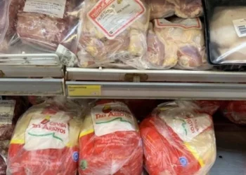 En diciembre, el consumidor pagó en góndola casi 4 veces más que lo que recibió el productor