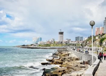 Murió un turista en Mar Del Plata al caer desde un paredón