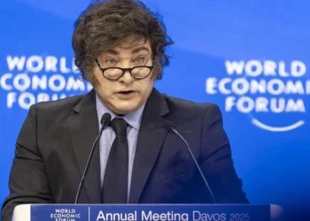 «El mundo abraza a la Argentina, que se convirtió en ejemplo mundial», afirmó Milei en Davos